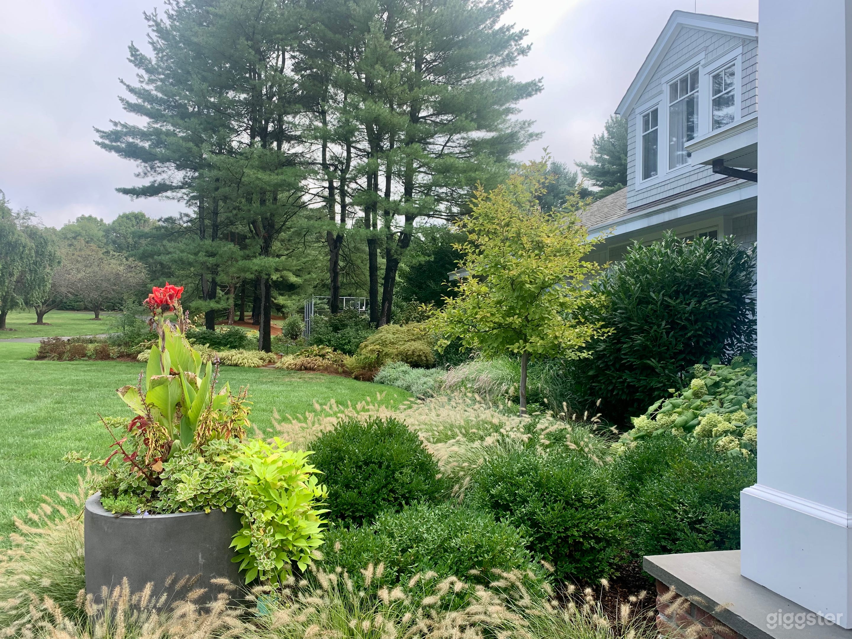 A sprawling home on 4 lush acres mins to highways Photo 3