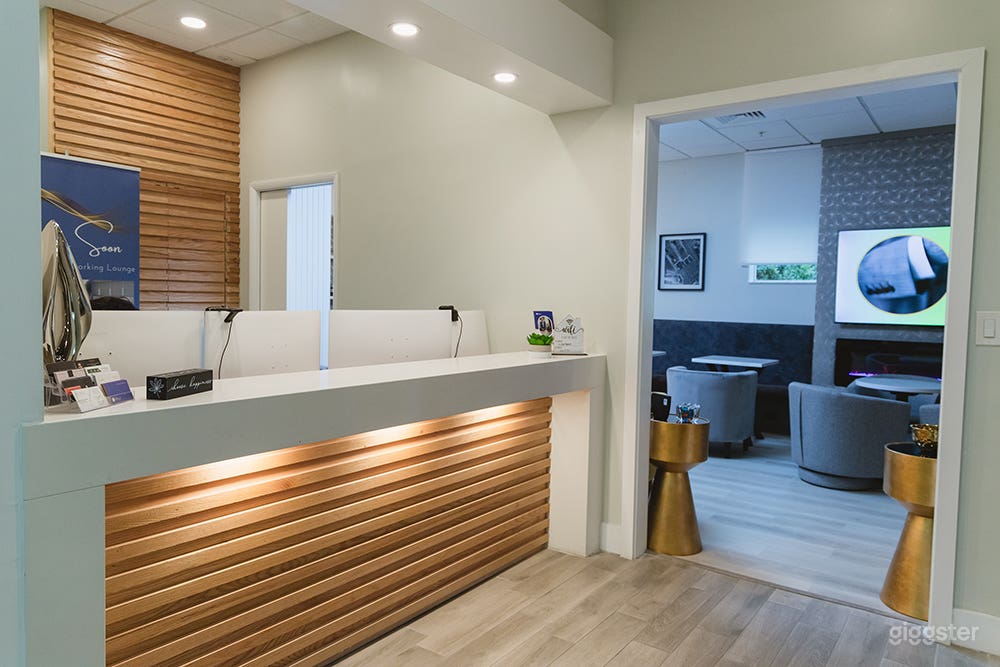 Custom-built Podcasting Station Photo 4