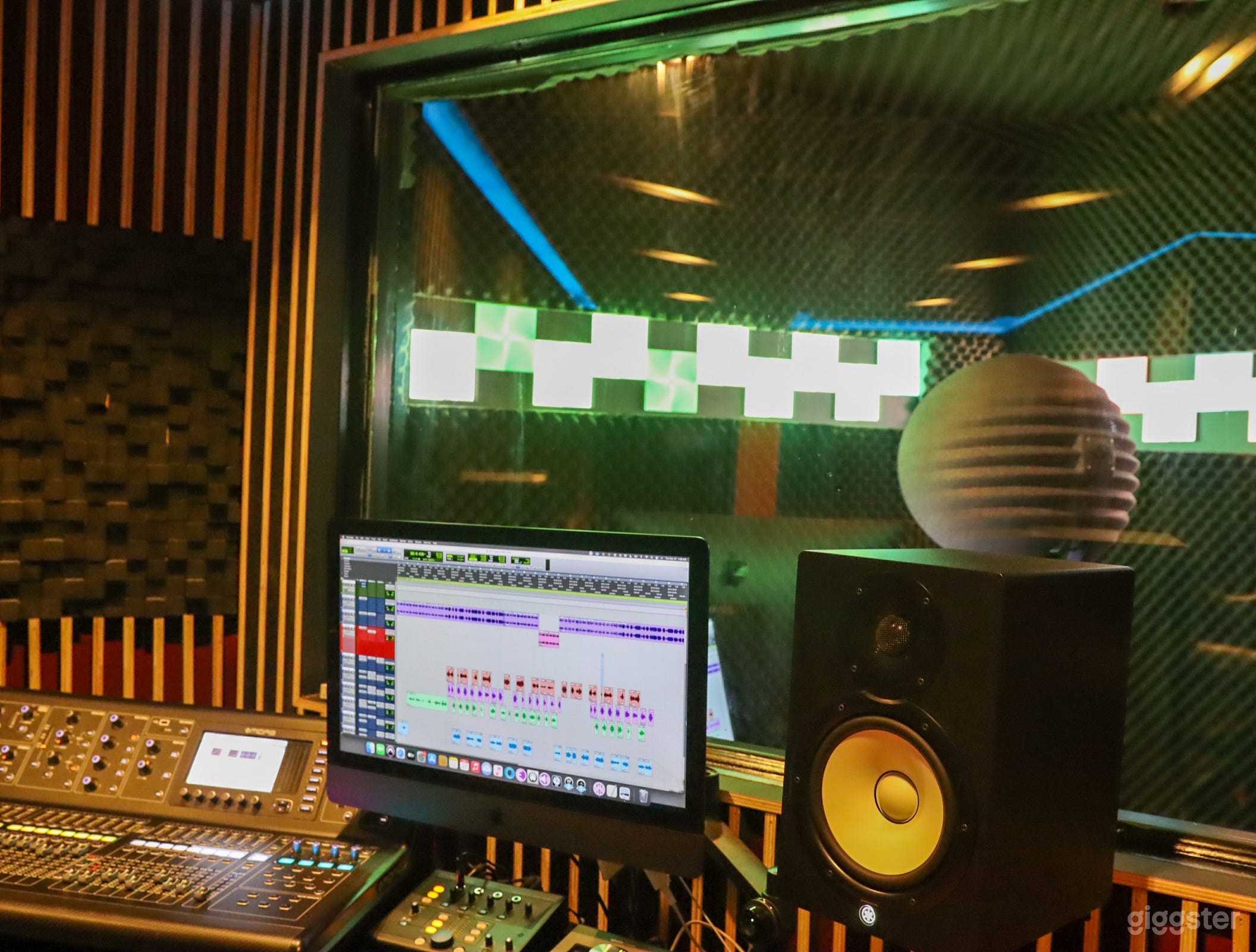 Recording Studio In Queens/Brooklyn Photo 3