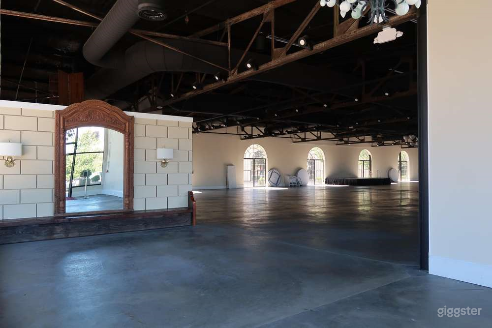 Large and Newly built venue in Louisville with VIP area Photo 3