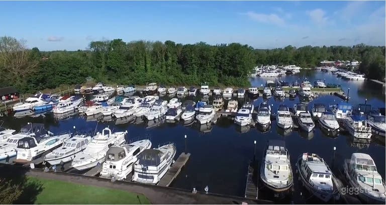  Delightful Backwater Marina 