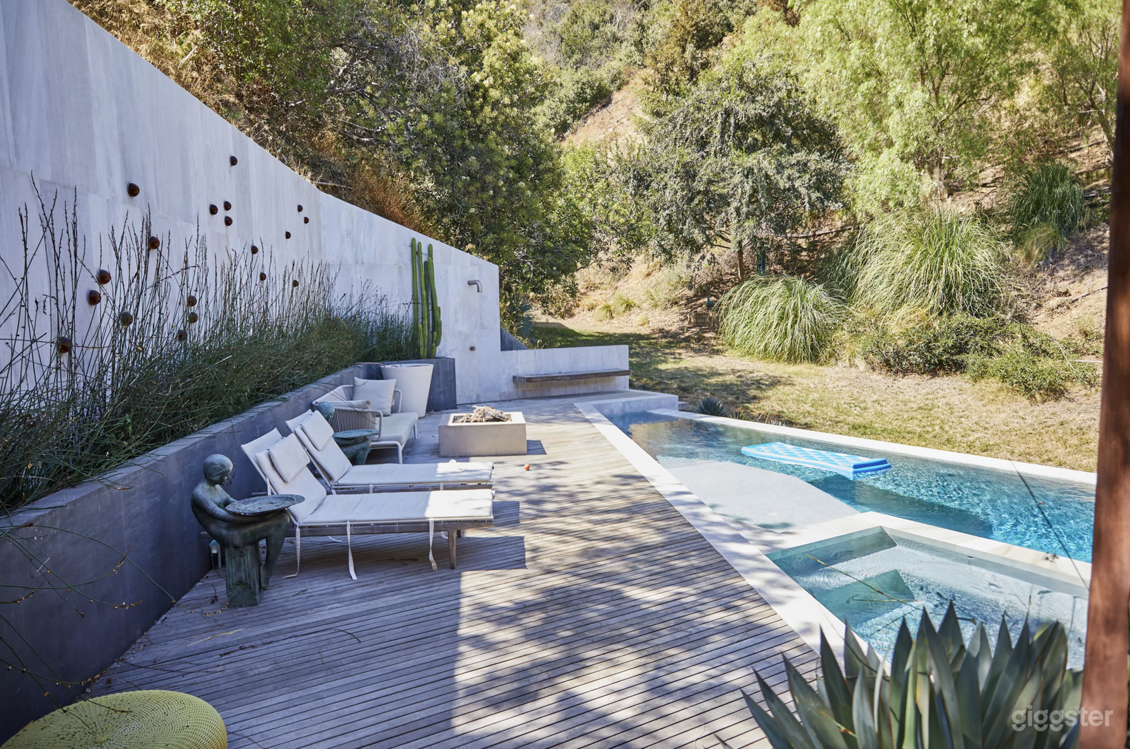 Hollywood Hills Luxury Mansion #073 Photo 4