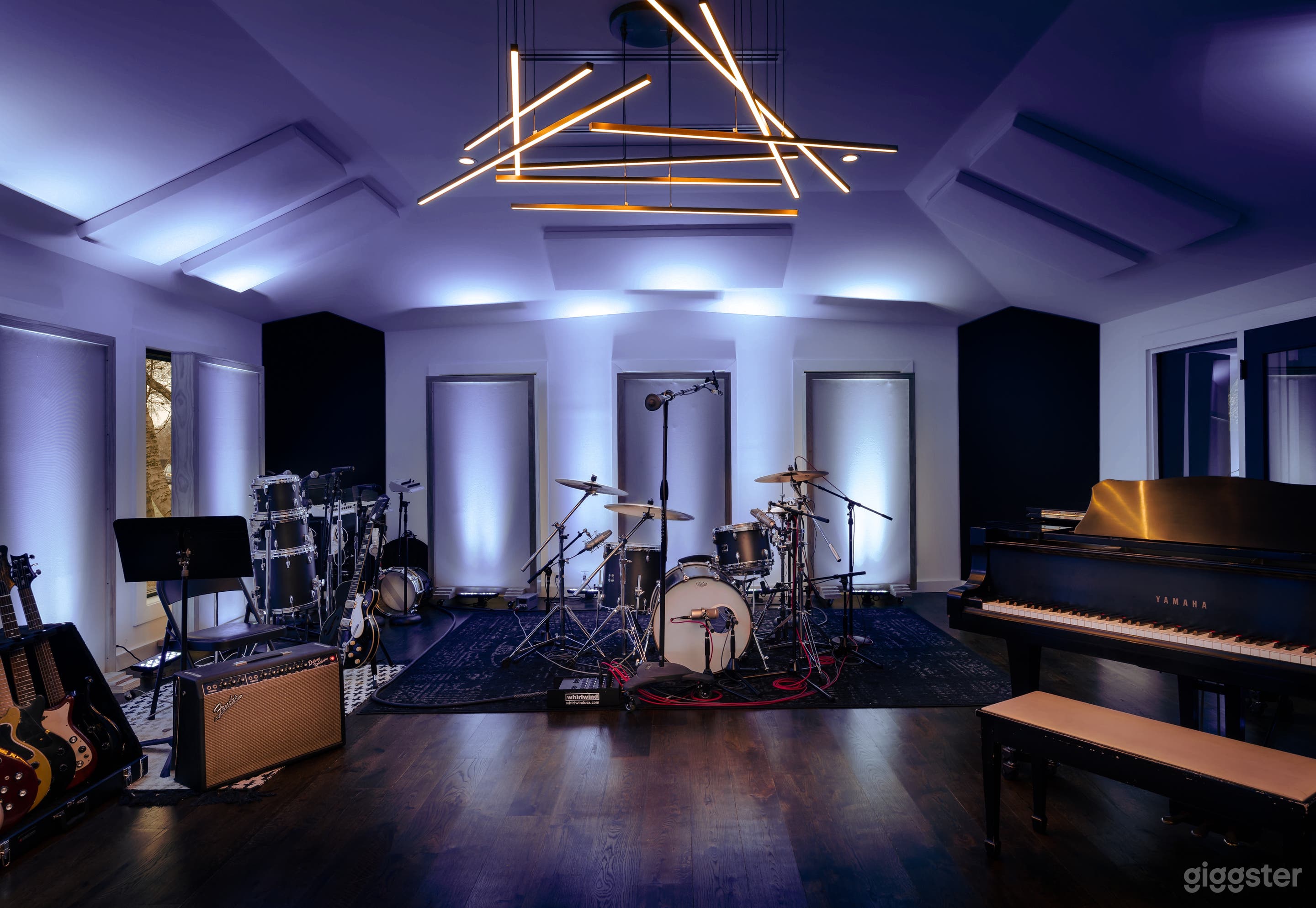 Chic and Boutique Nashville Recording Studio Photo 2