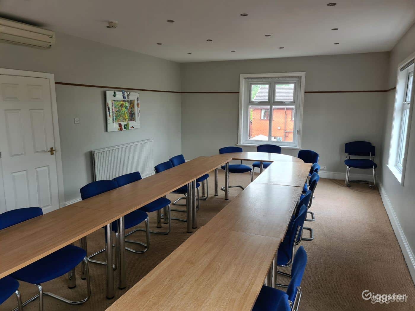 The Brook Room Photo 3