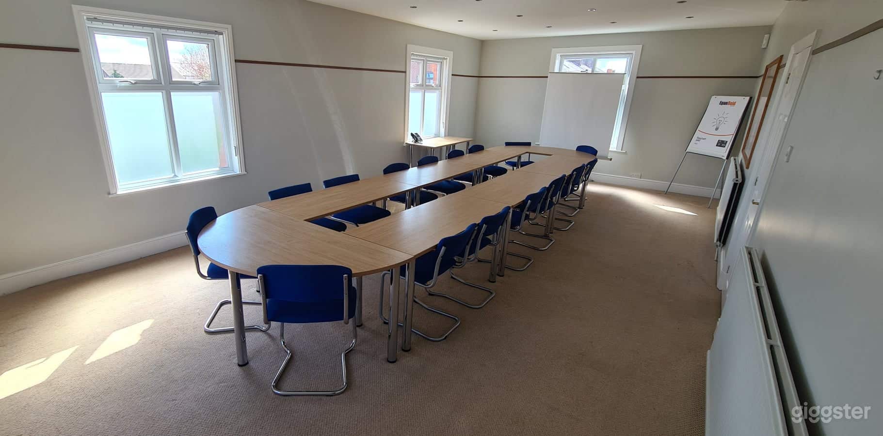 The Brook Room Photo 2