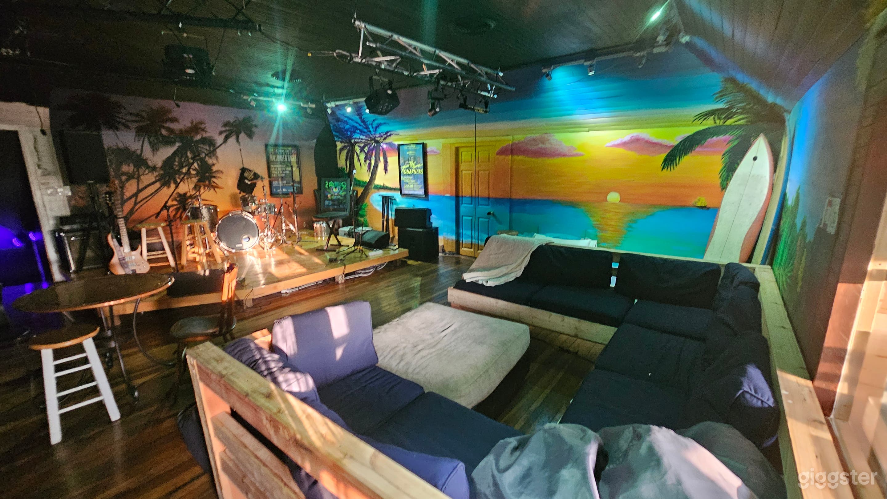 Sound Stage and Venue: Penthouse, Largest Home/Land in EastN Photo 2
