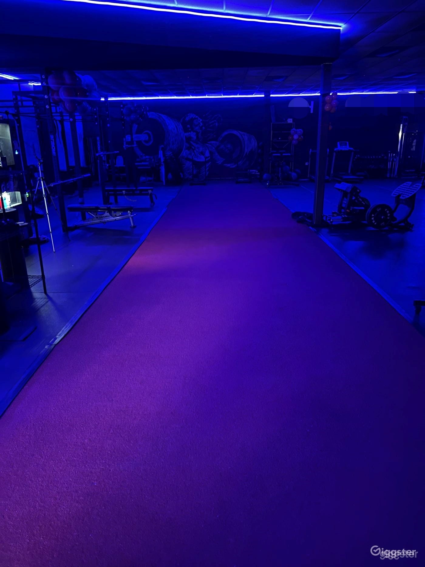 Lighting changes color