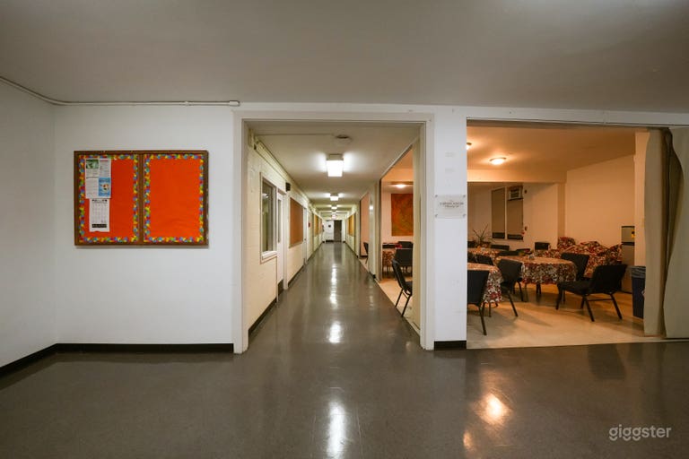  Vintage Office with Colorful Walls, Meeting Spaces 