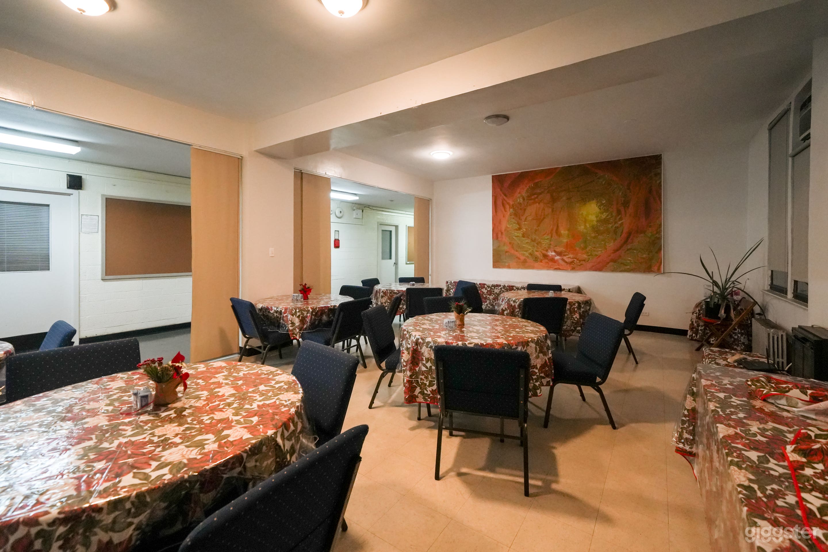 Vintage Office with Colorful Walls, Meeting Spaces Photo 4