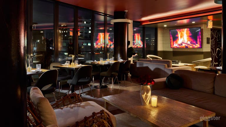  Chic Williamsburg Rooftop Lounge with Skyline Views & Pool 