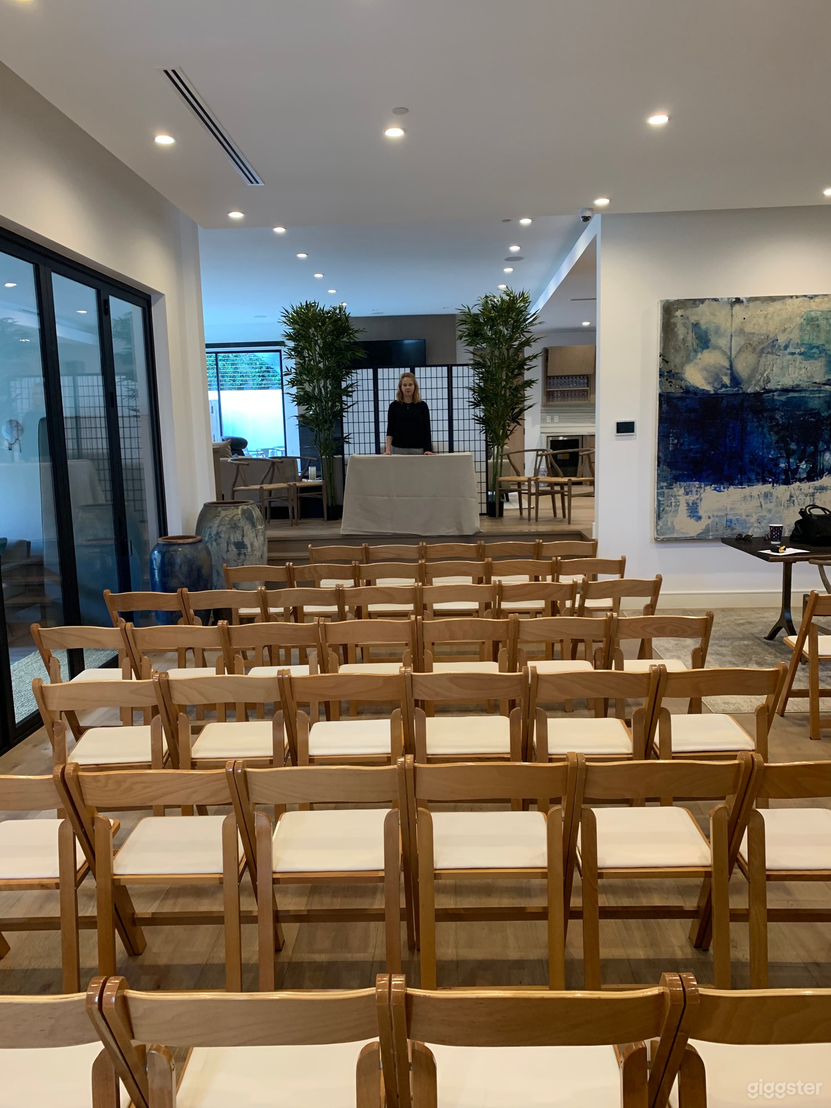 Modern Americana in Longridge Estate Photo 3