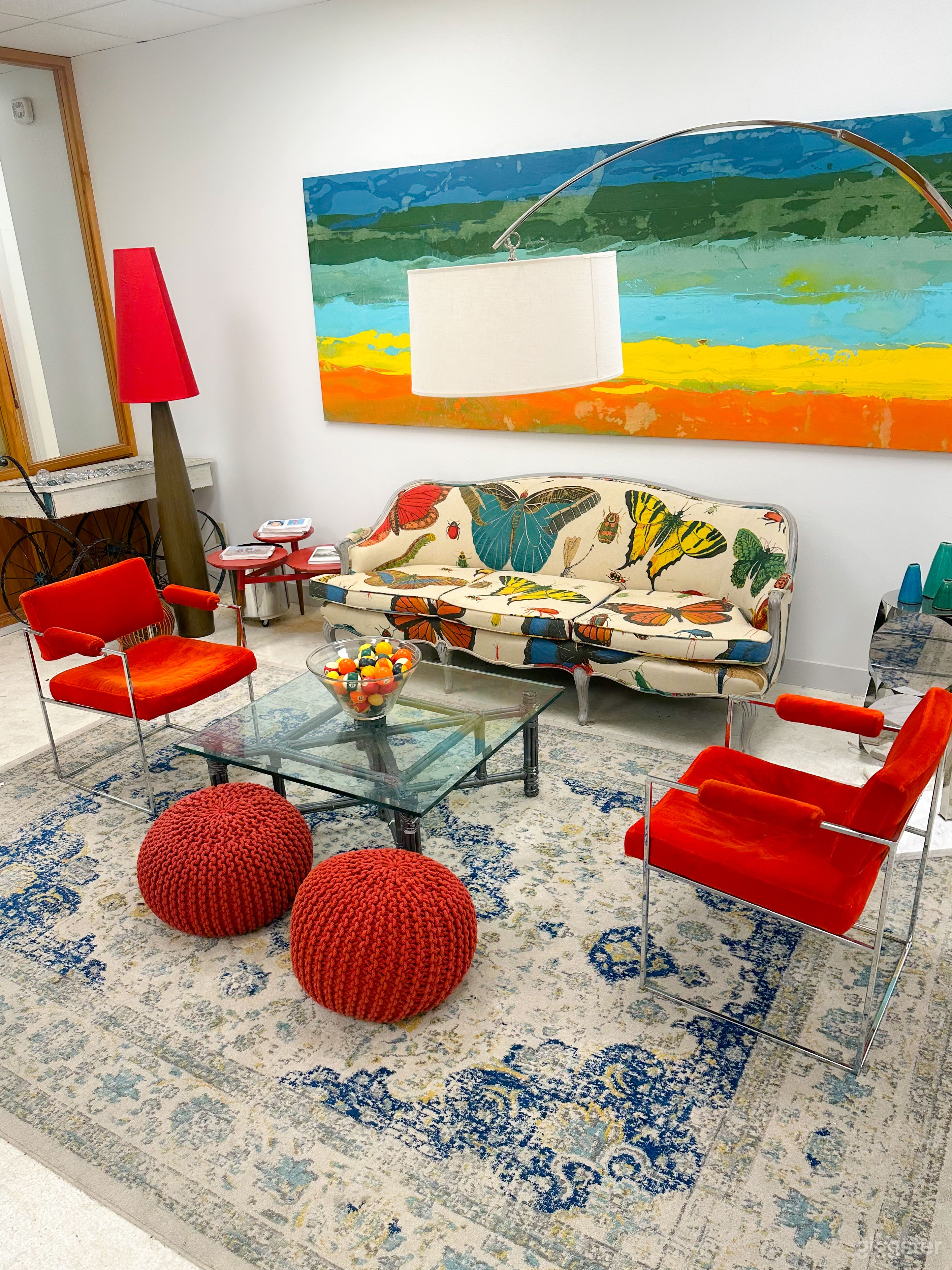 Large-Scale Photo and Video Studio Photo 2