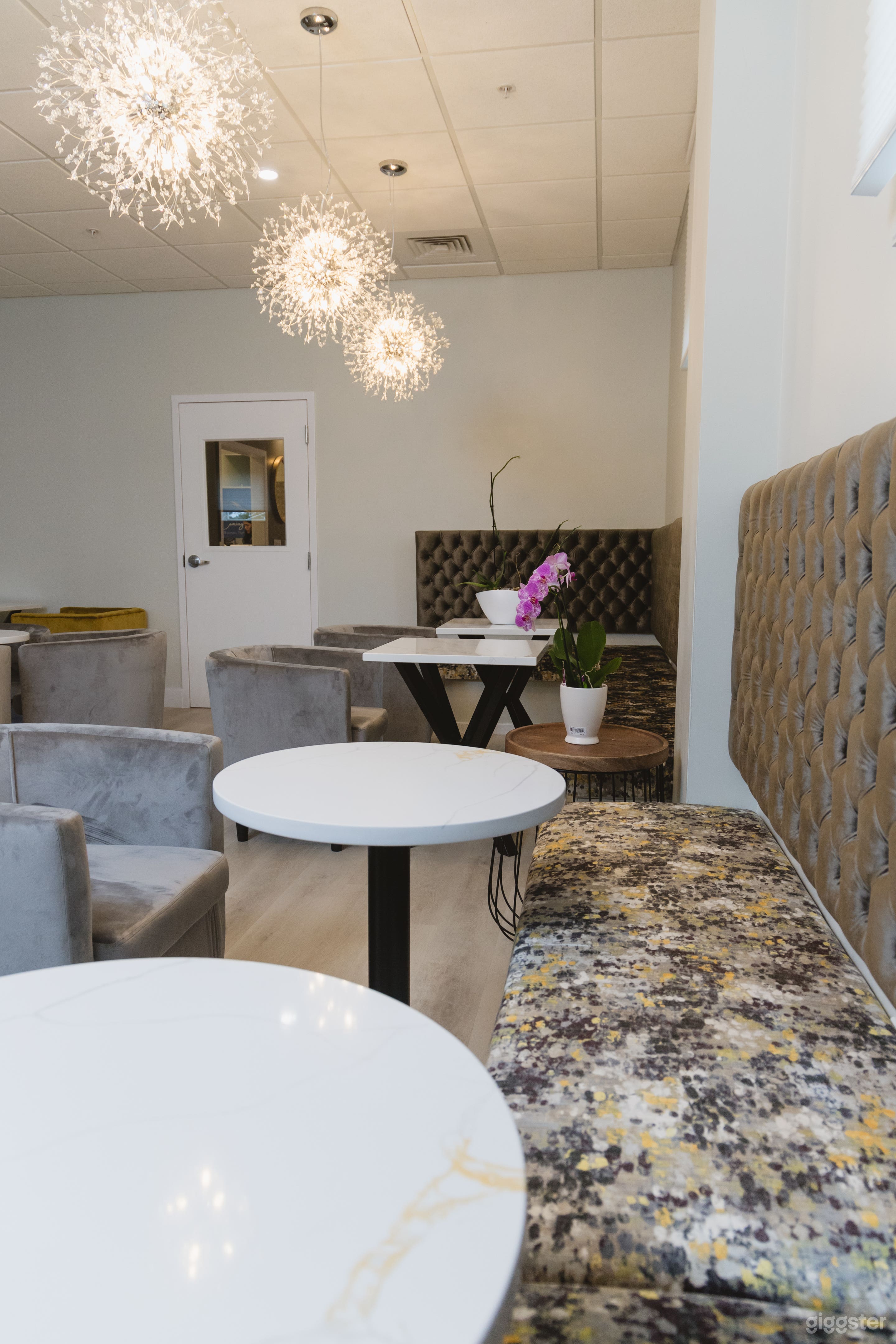 Creative Forum Room Photo 4