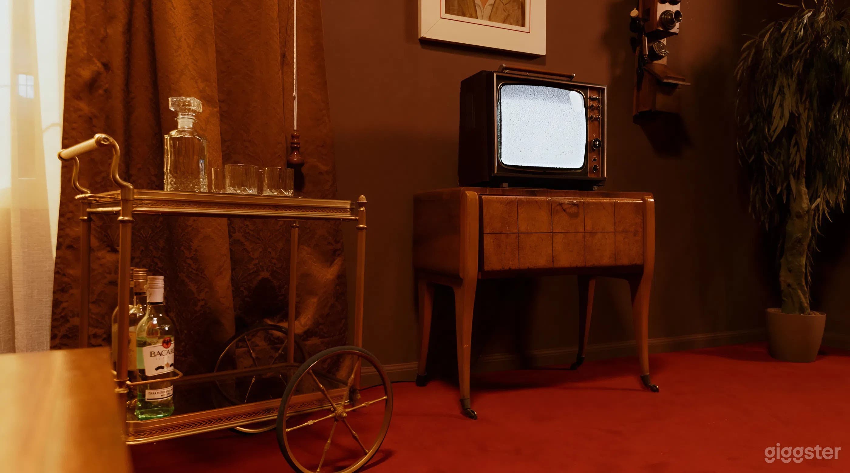Foto di Studio Set Vintage a Roma per Film, Editoriali & Servizi Fotografici 3