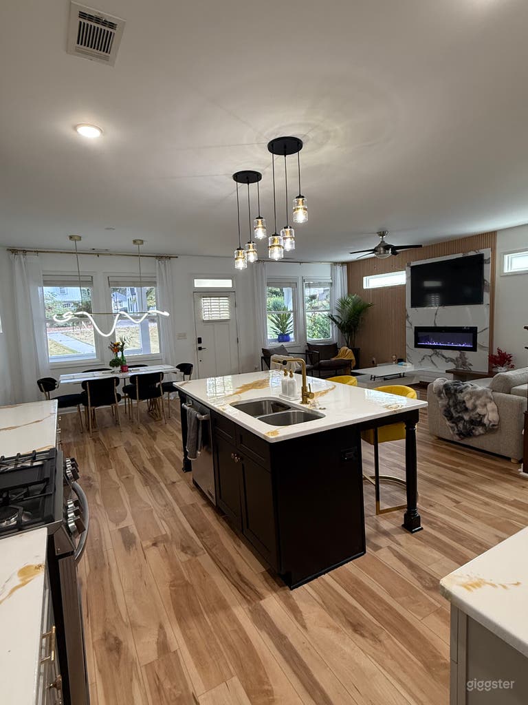  Chic Family Home with Hardwood Floors & Spacious Layout 