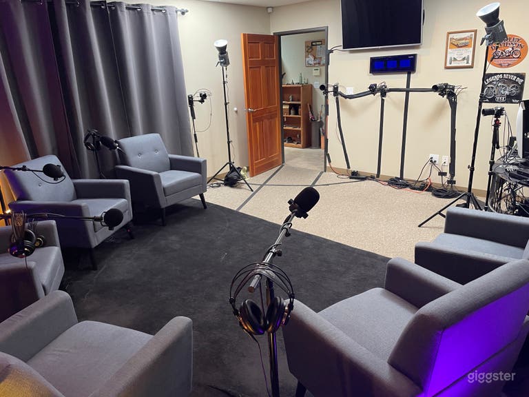  Estudio de Podcast con Ambiente Vintage 