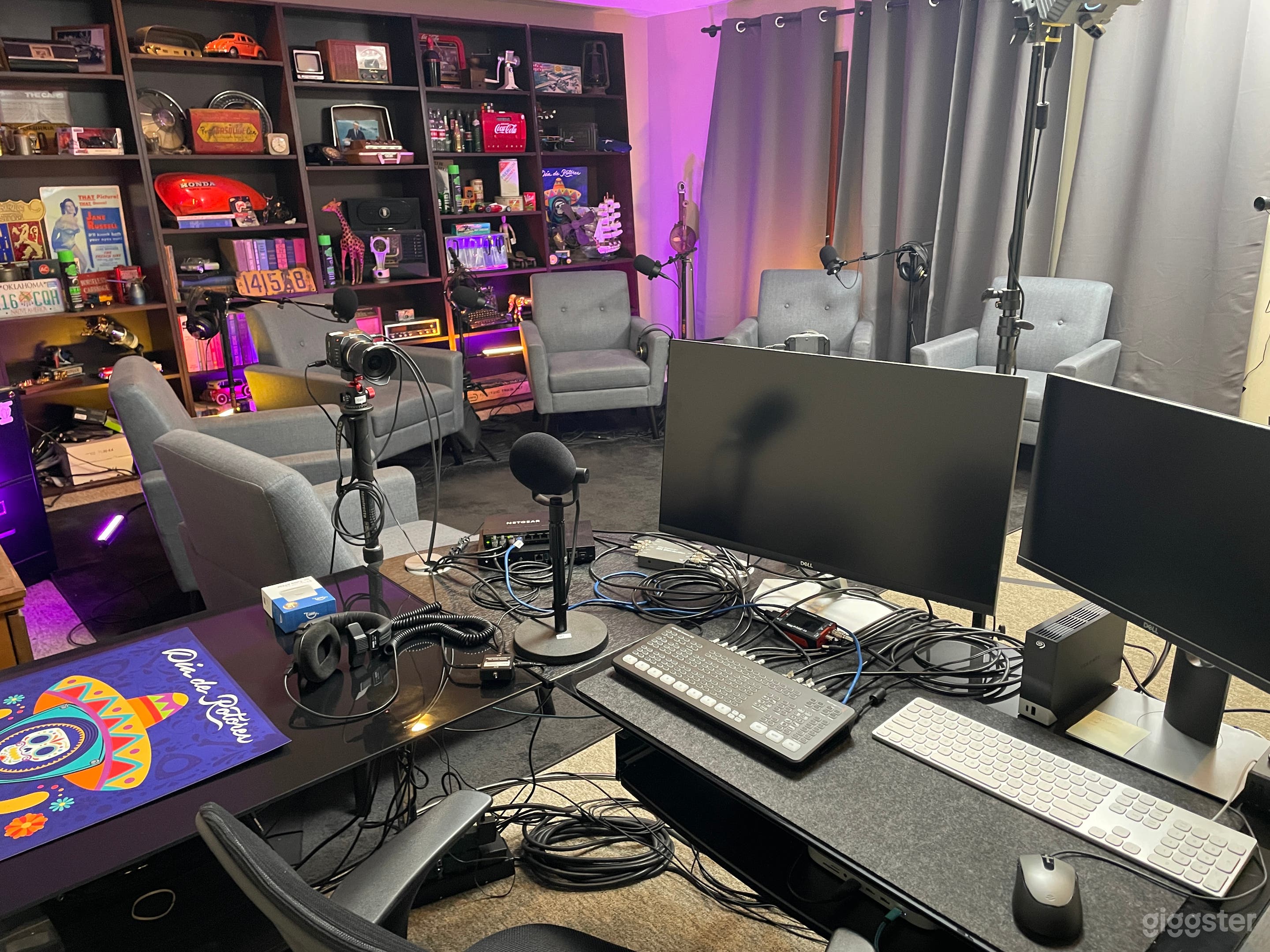 Podcast Studio with Vintage Feel Photo 4