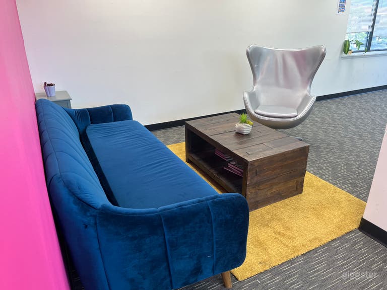  Dynamic fun office Space 