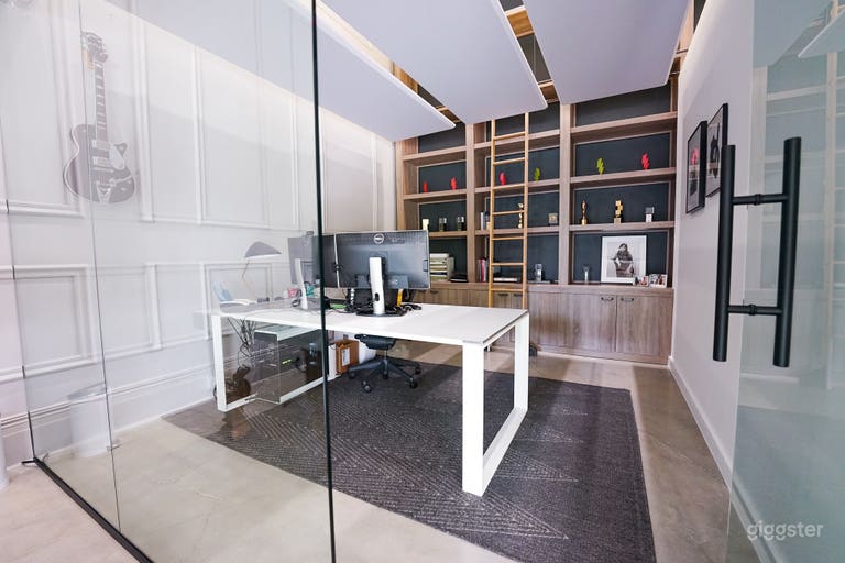  Modern Office w/ Outdoor Area Near Wynwood 