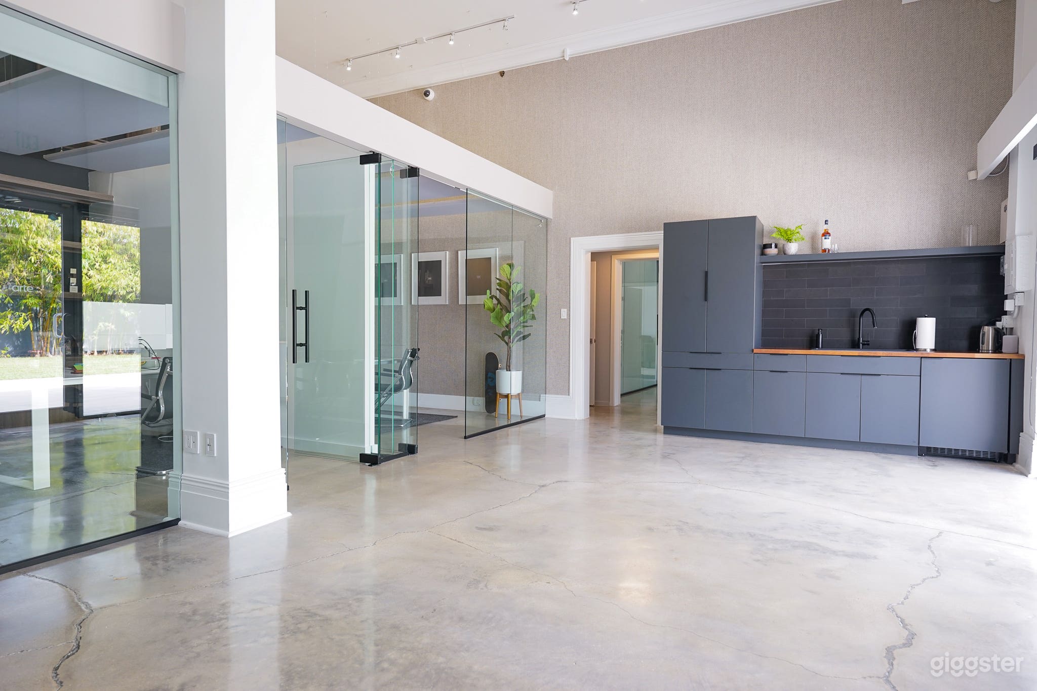 Modern Office w/ Outdoor Area Near Wynwood Photo 2