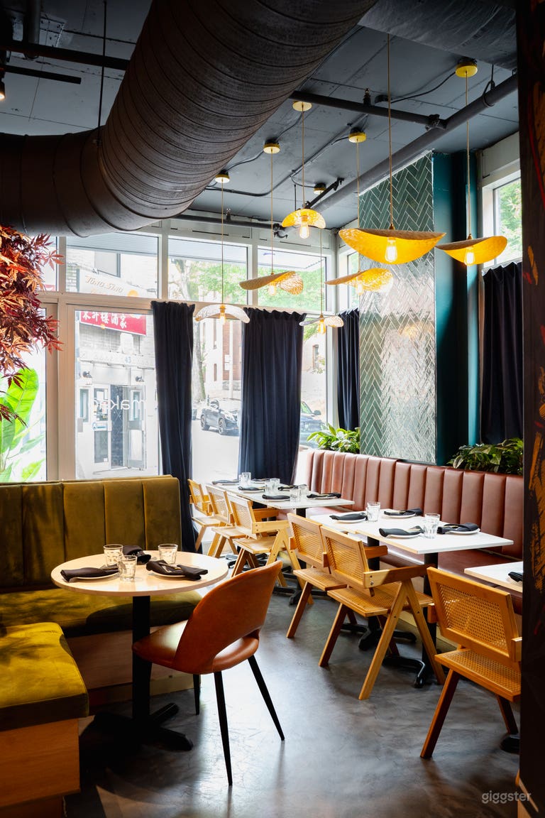  Luxury Event Venue | Restaurant, Bar & Film 
