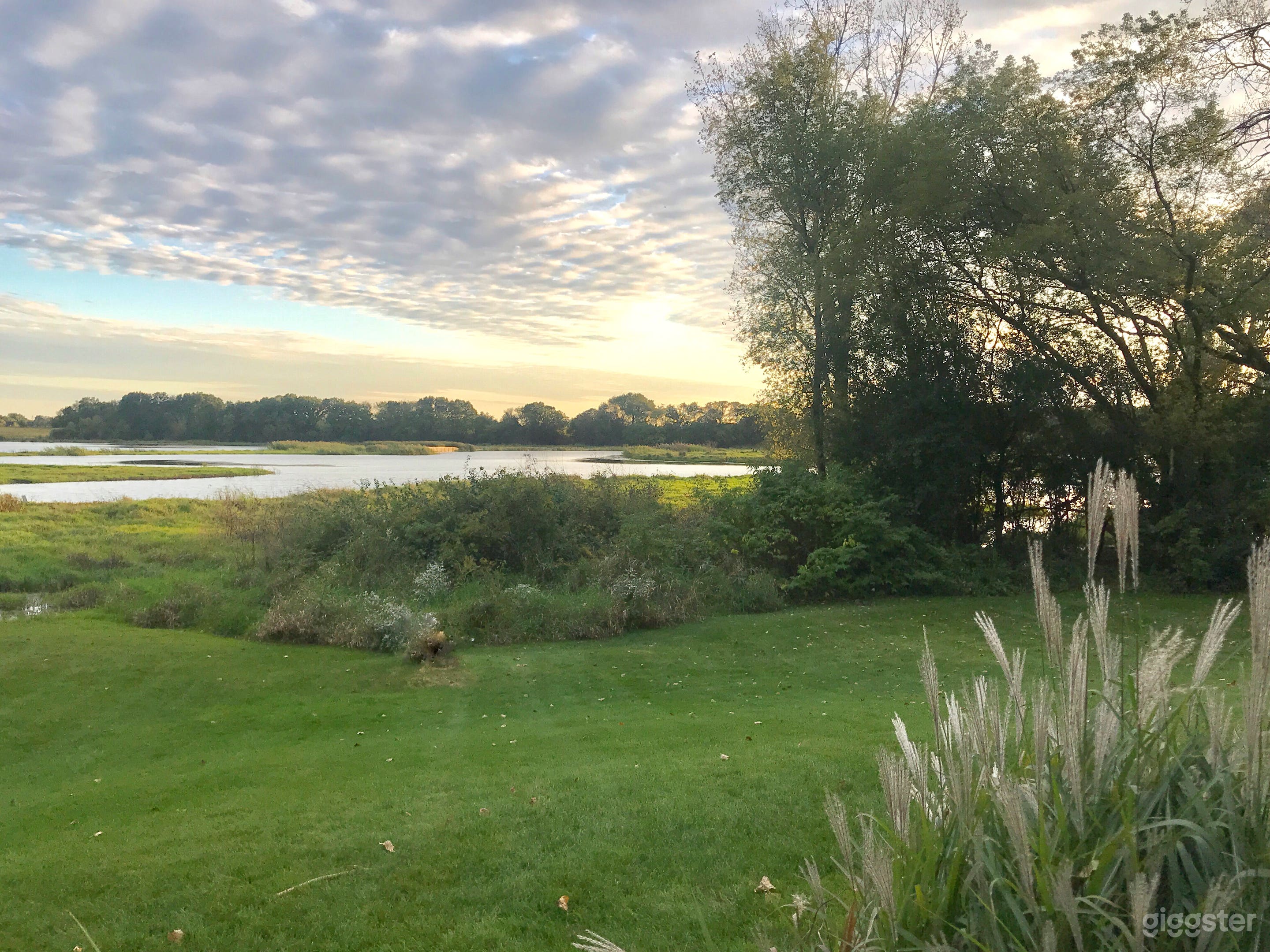 Lake House property with clean minimalist design.  Stunning view and comfortable backdrop for any occasion . 