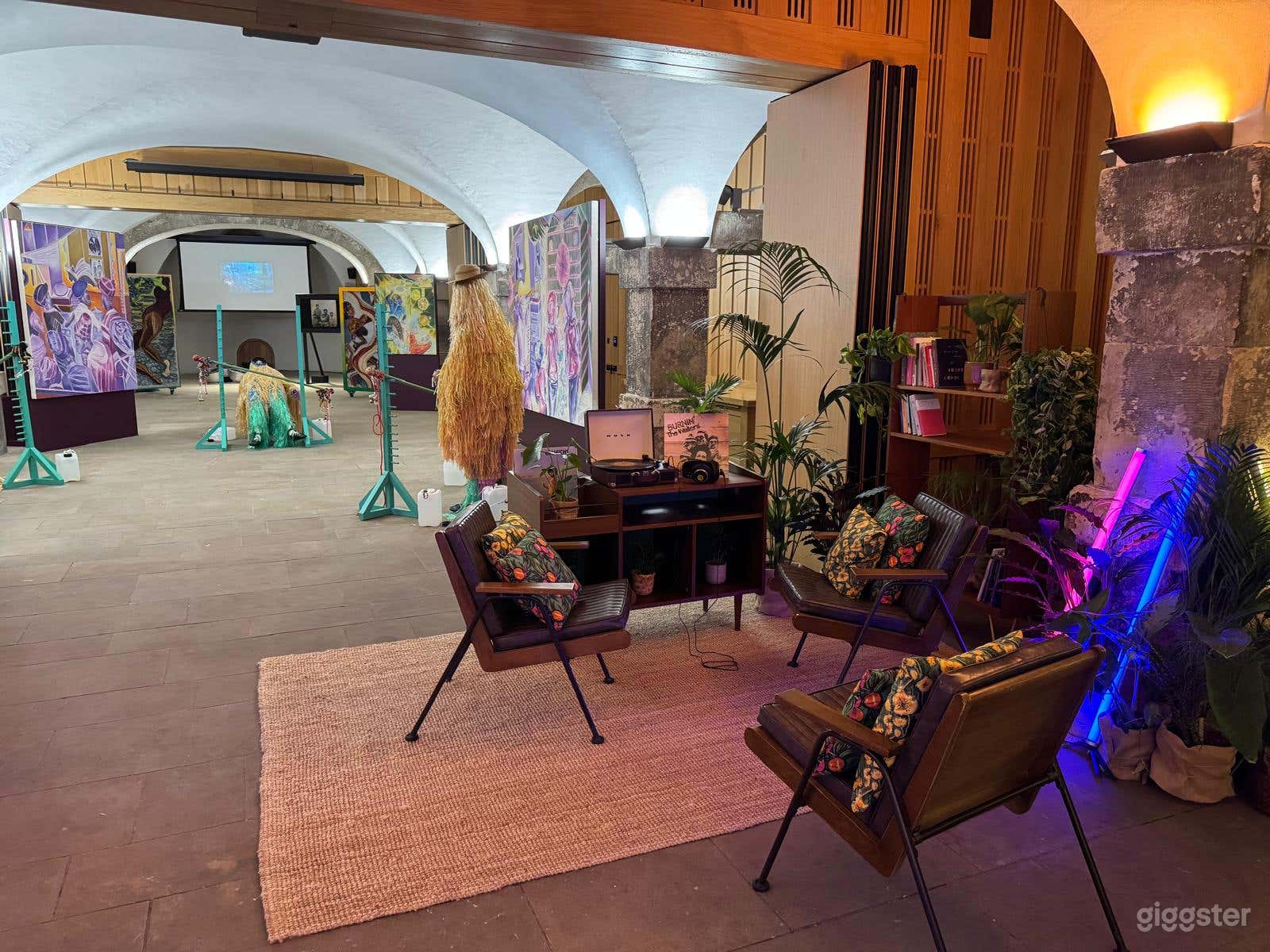 18th c. Church: Multi-use venue located in Spitalfields Photo 3