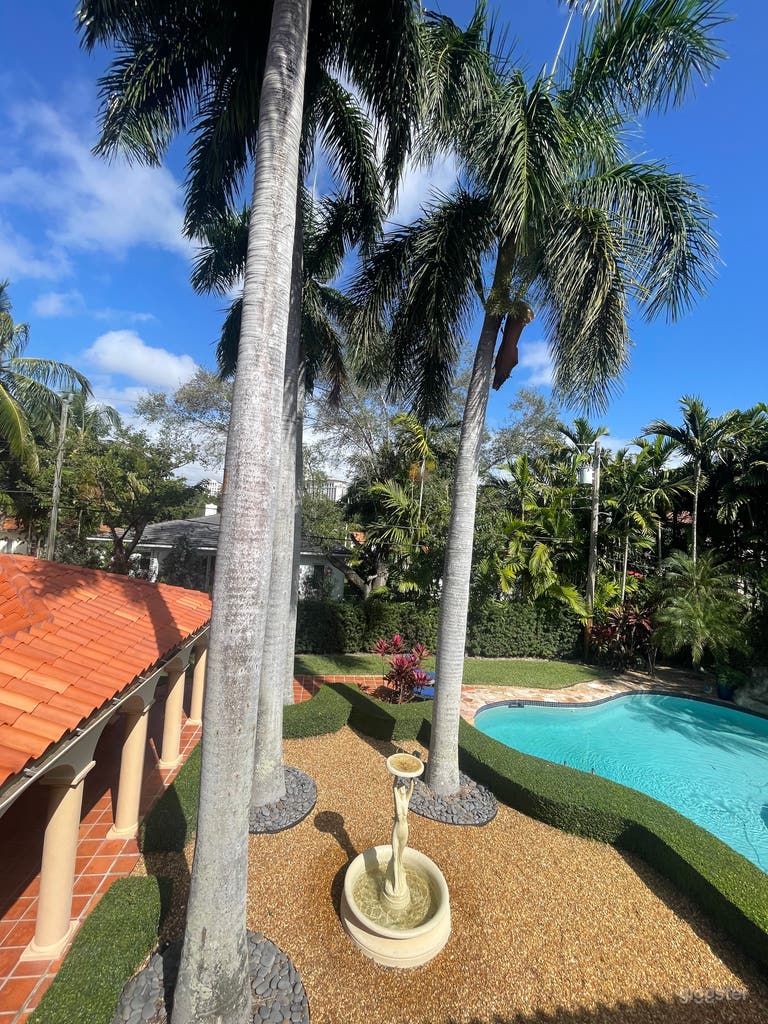  Breathtaking Spanish Style Villa 