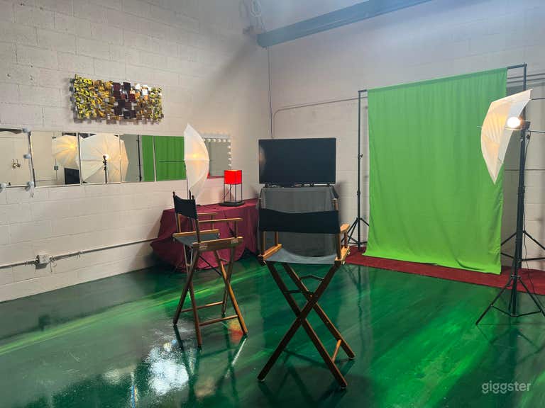  Theater and rehearsal space 