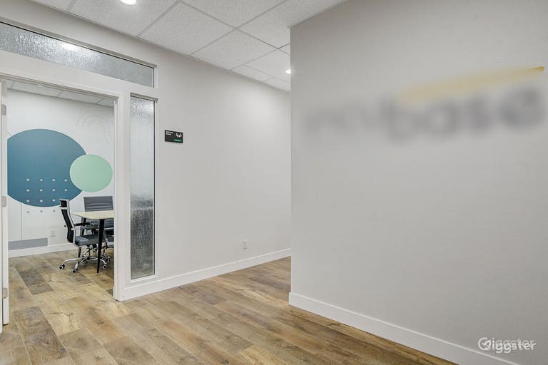  The Huddle Room (up to 6) Las Vegas near Airport/Strip 