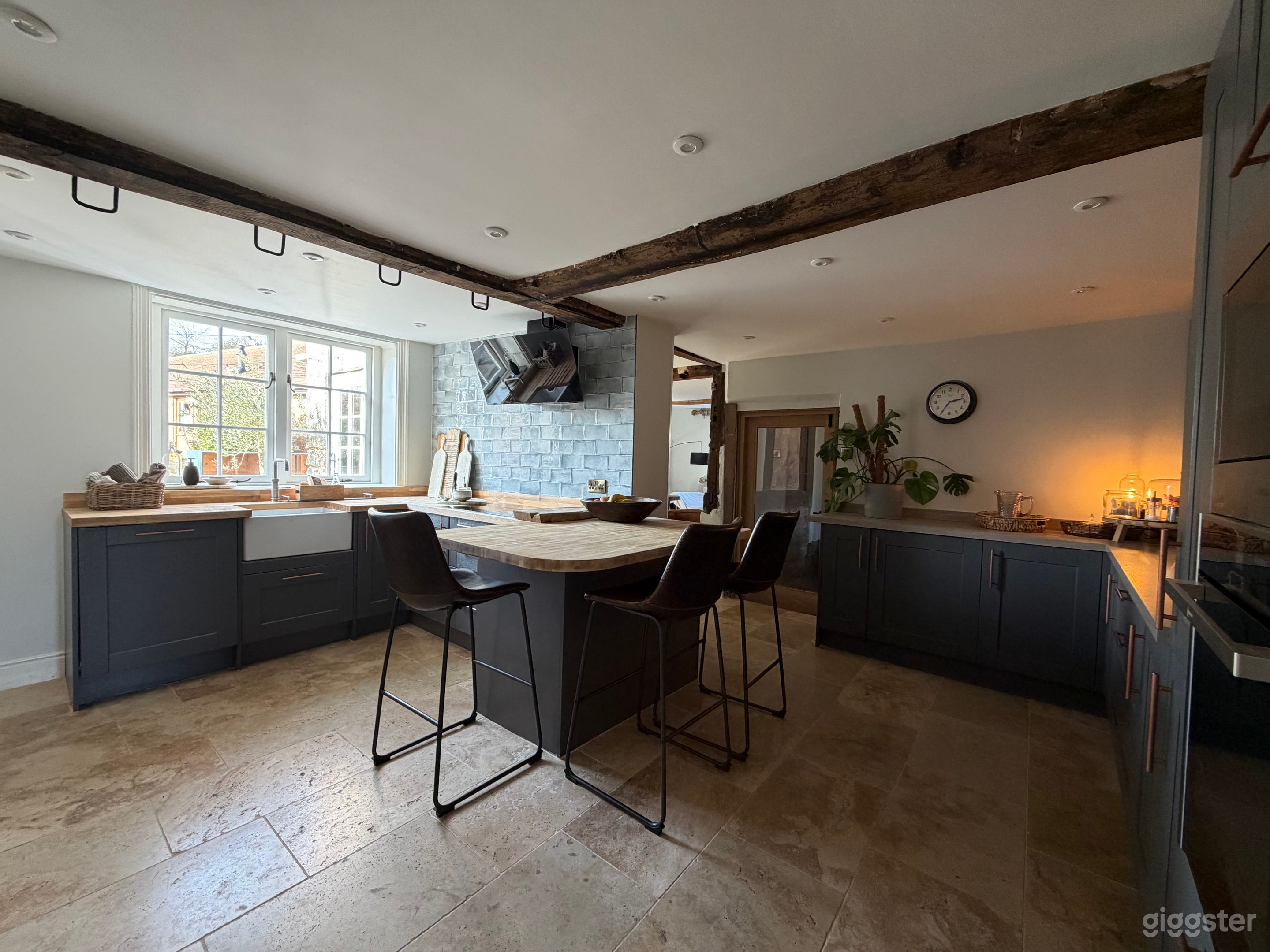 Warwickshire Farmhouse Photo 3