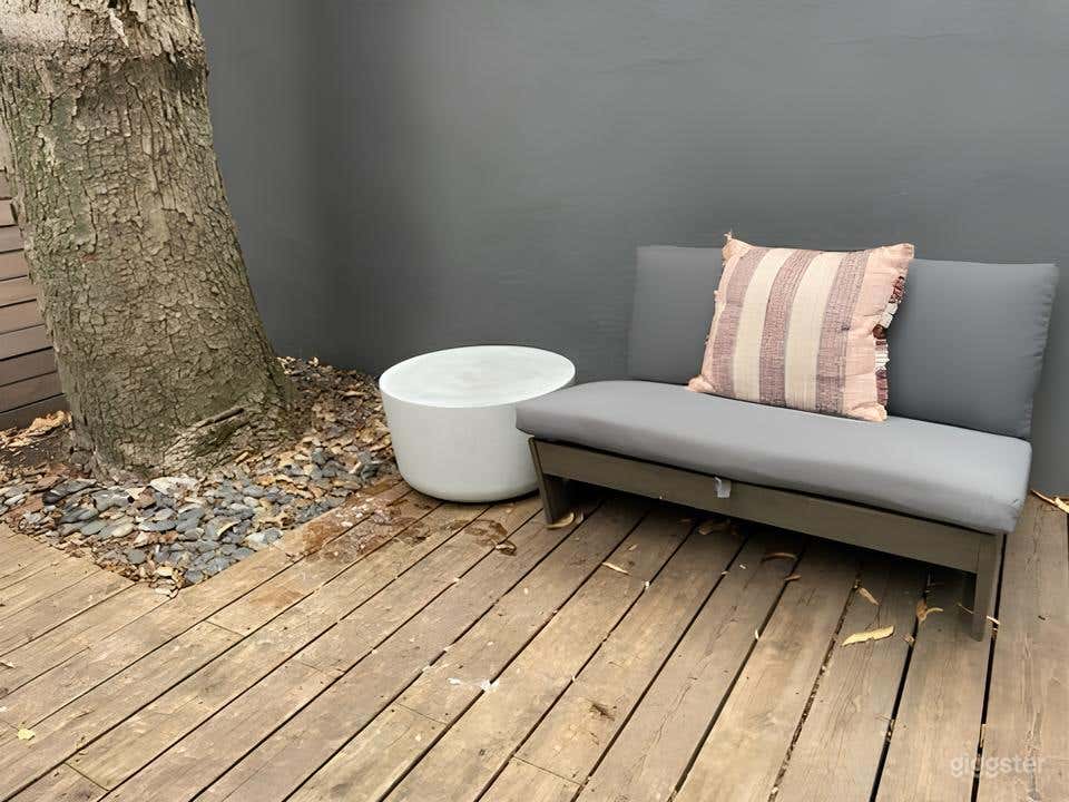 Cozy Backyard Retreat Photo 4