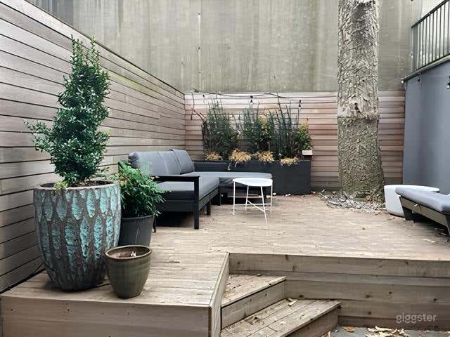 Cozy Backyard Retreat Photo 2