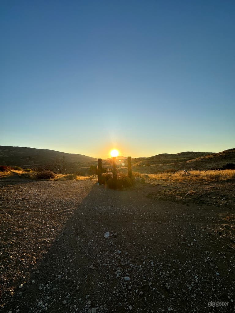  Luxury 4 Bedroom Home in Palmdale “ Joshua Ranch “ 