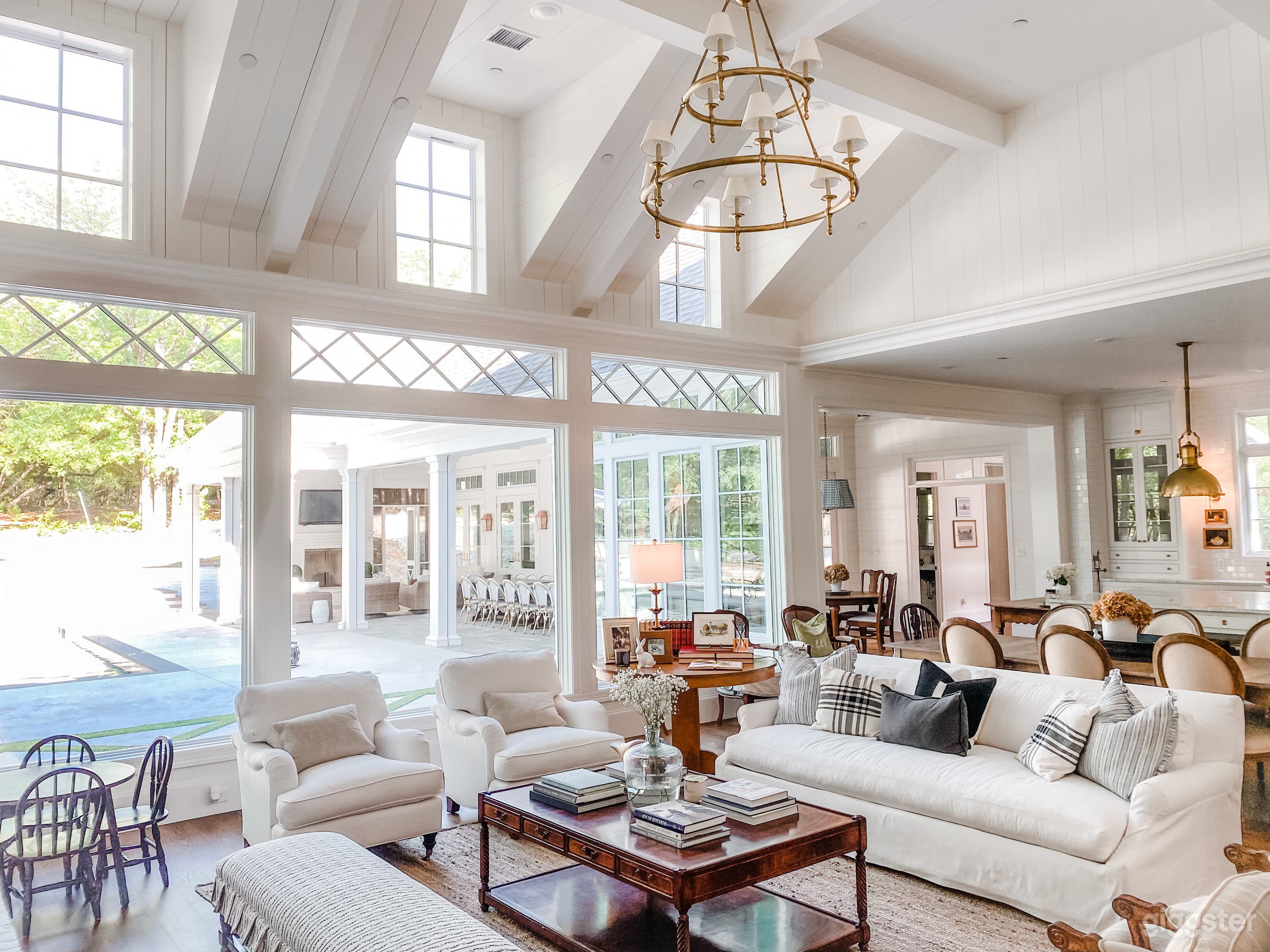 Charming Southern Cape Cod style home on 2 wooded acres Photo 3