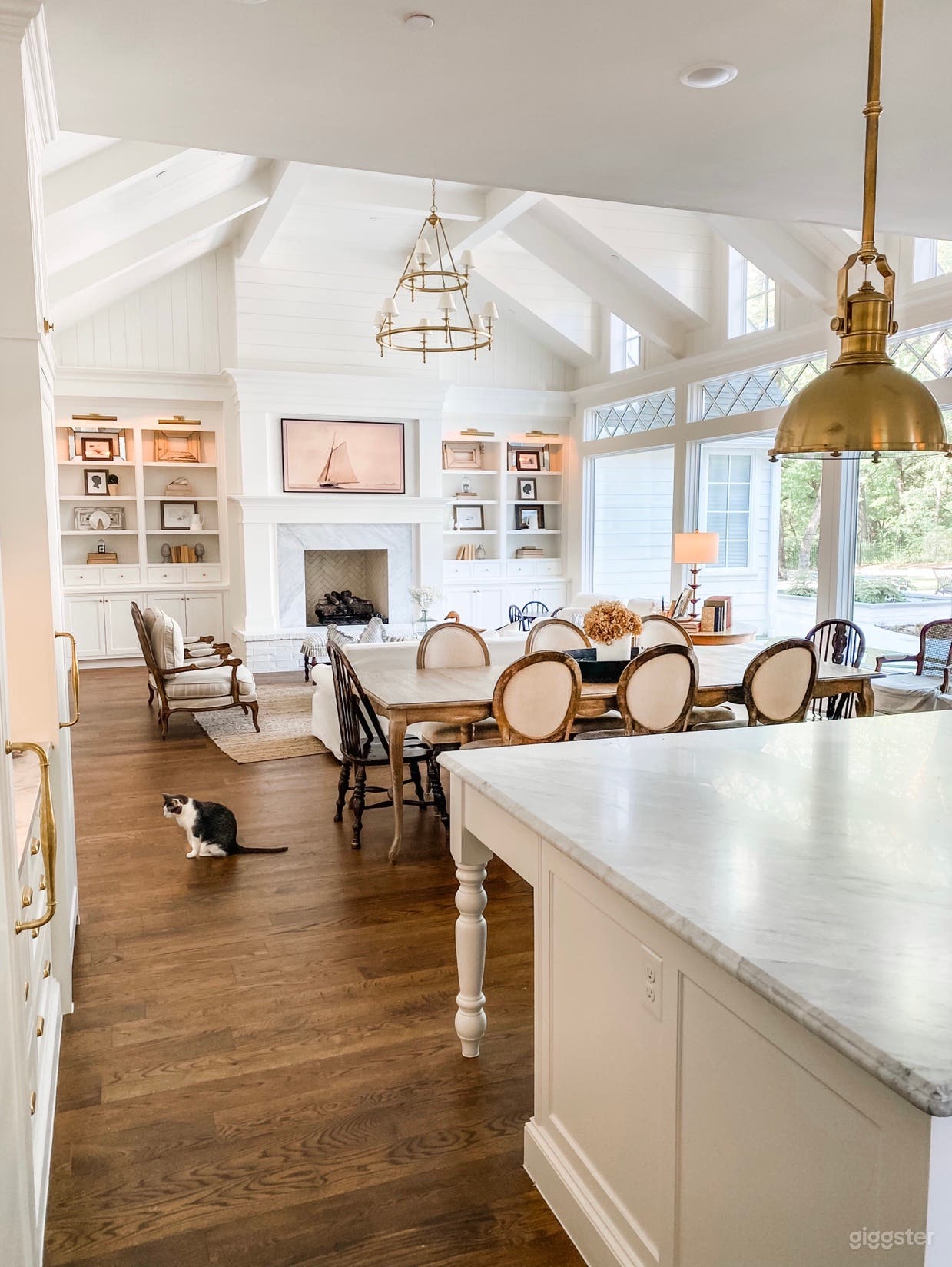Charming Southern Cape Cod style home on 2 wooded acres Photo 1