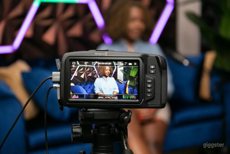  Stylish PODCAST Studio 