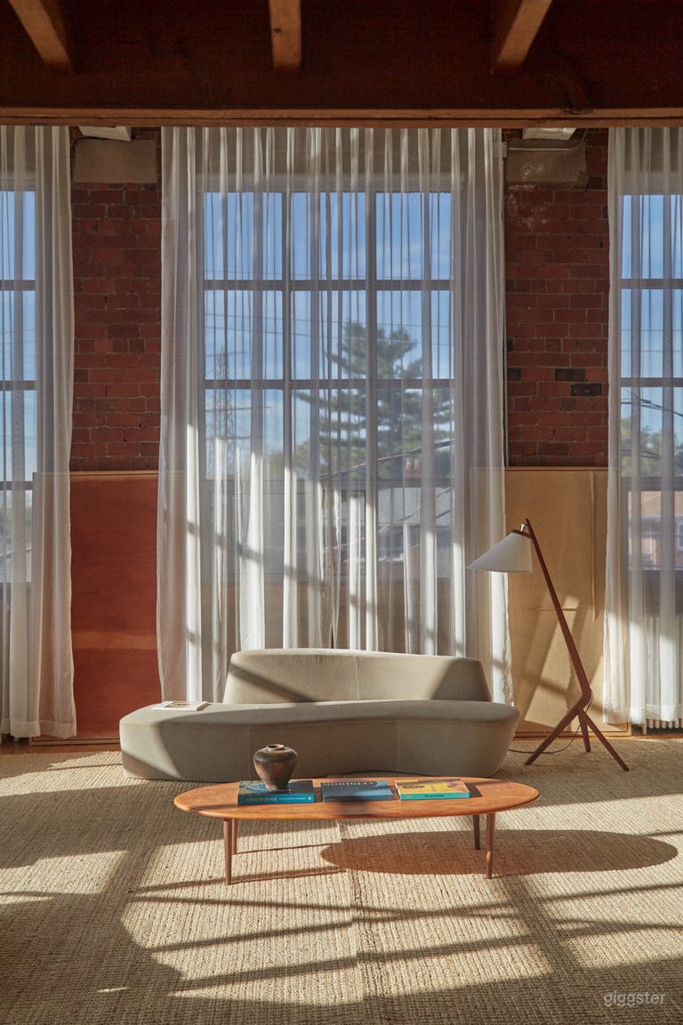  Exposed Brick Loft with Natural Light in Toronto 