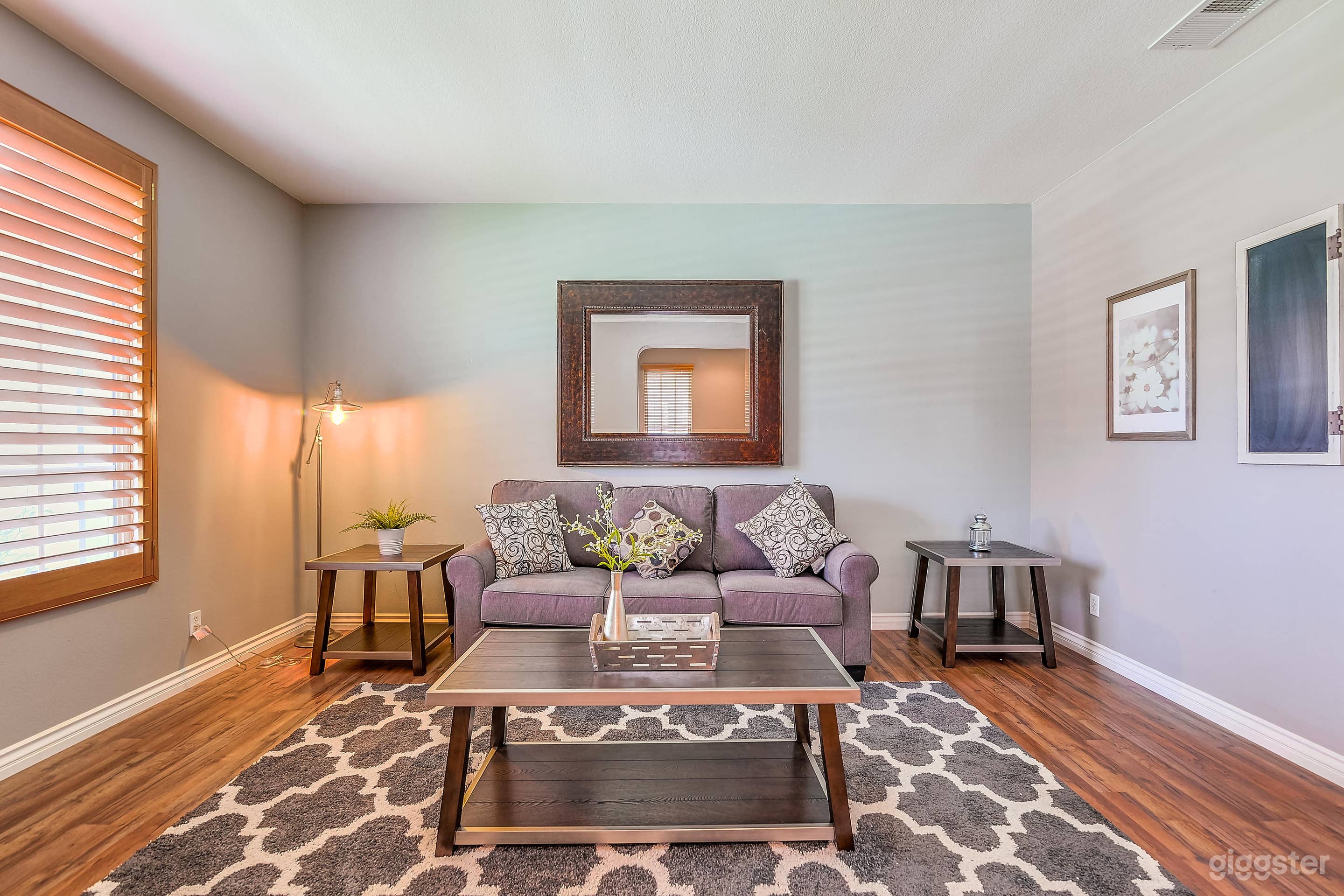 Urban Family House w/Modern Farm Style Photo 4