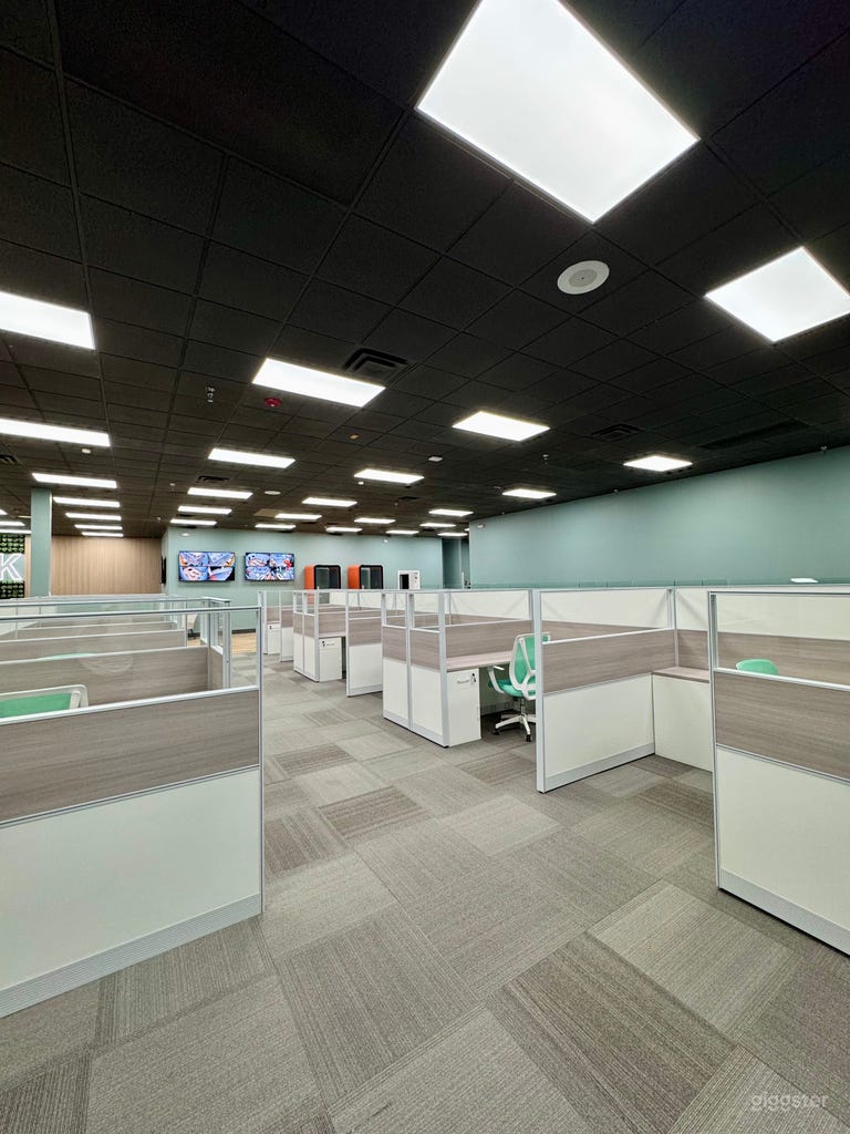  Modern Co-Working Space: Meetings, Mixers & Events 