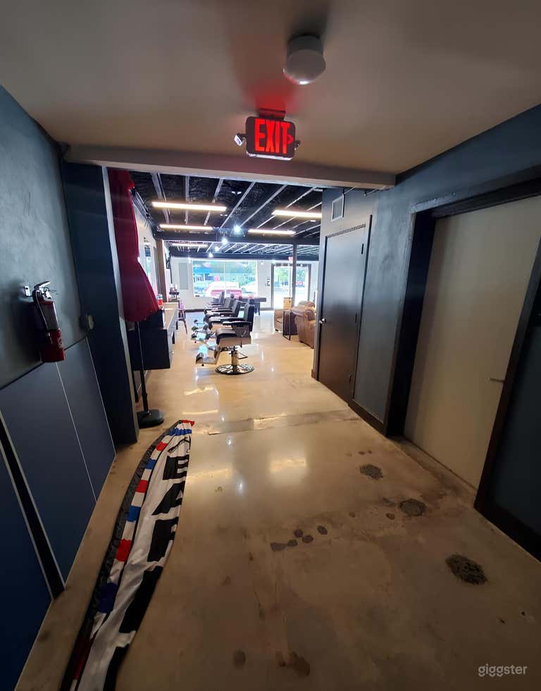  Film-Ready Industrial Studio (Barber Shop) 