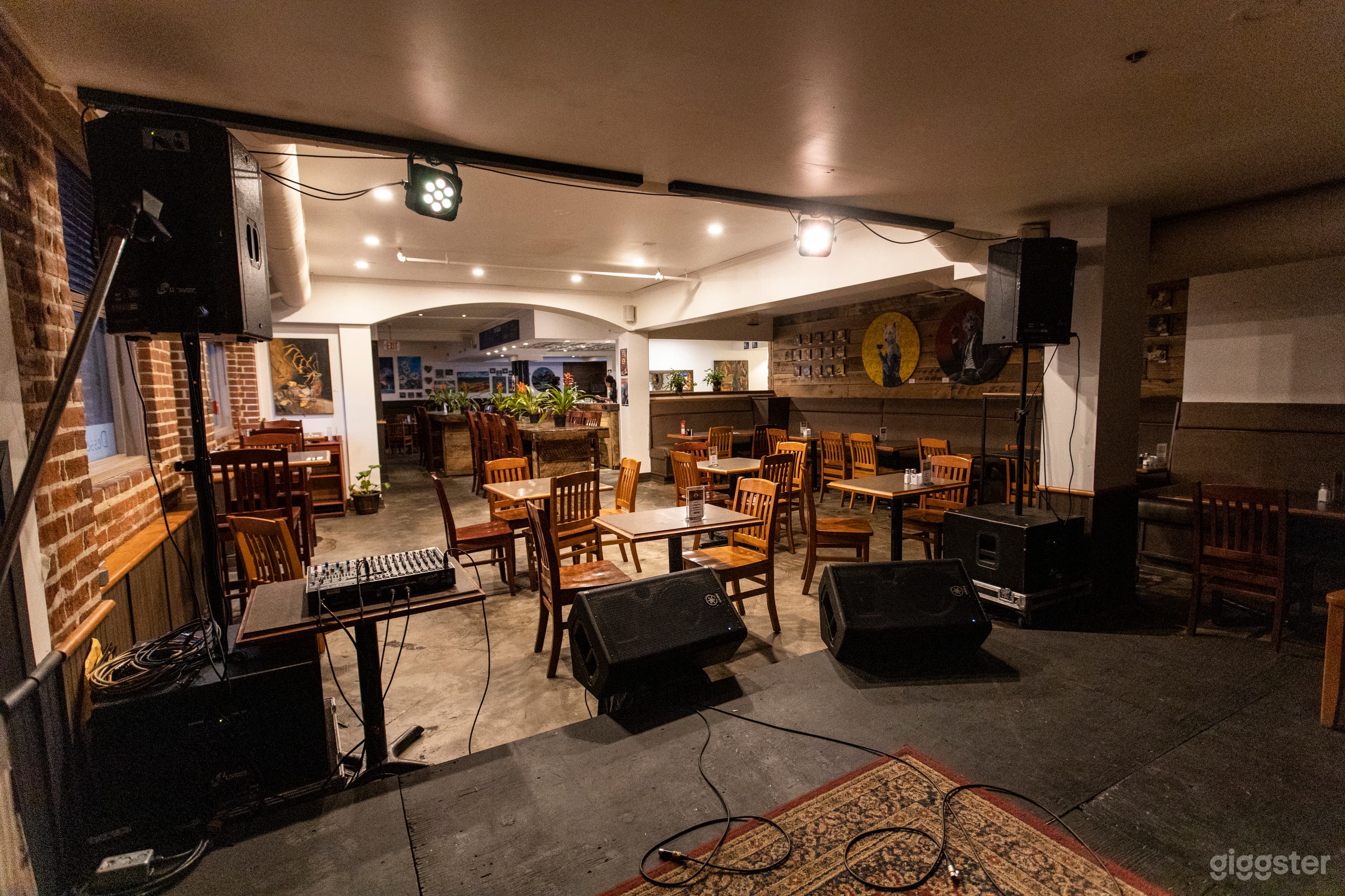 Fine Dine Restaurant with Bar &amp; Lounge (Buyout) Photo 1