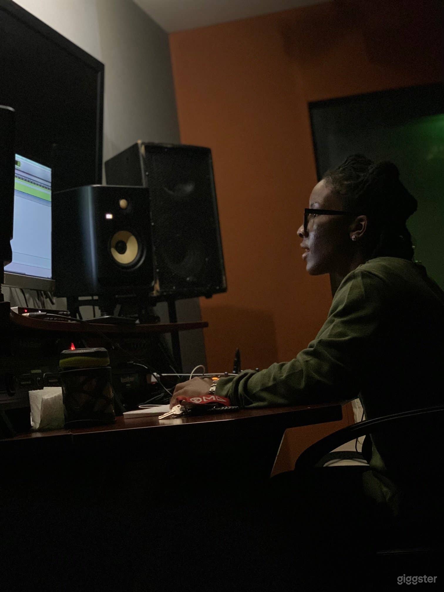 C Room | Recording Studio in Atlanta Photo 2