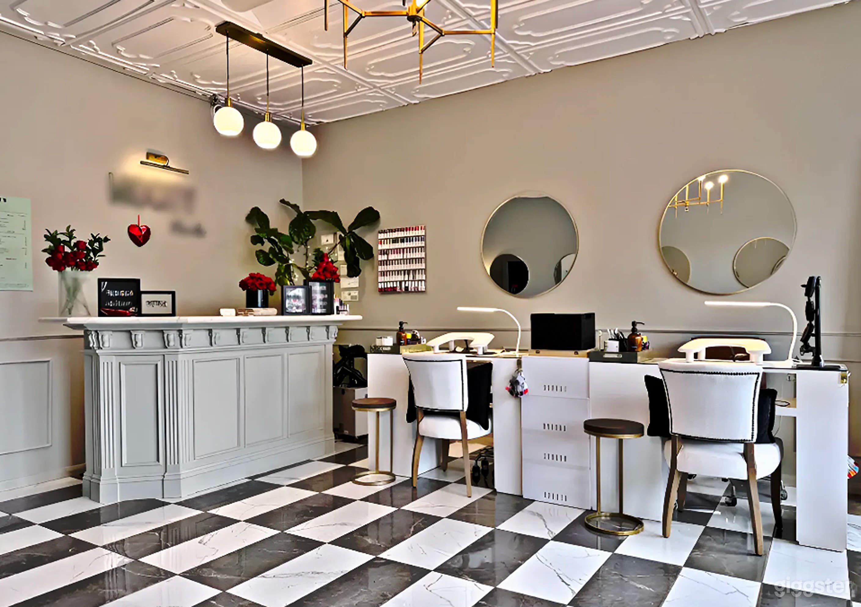 700 SF Boutique Nail Salon Photo 4