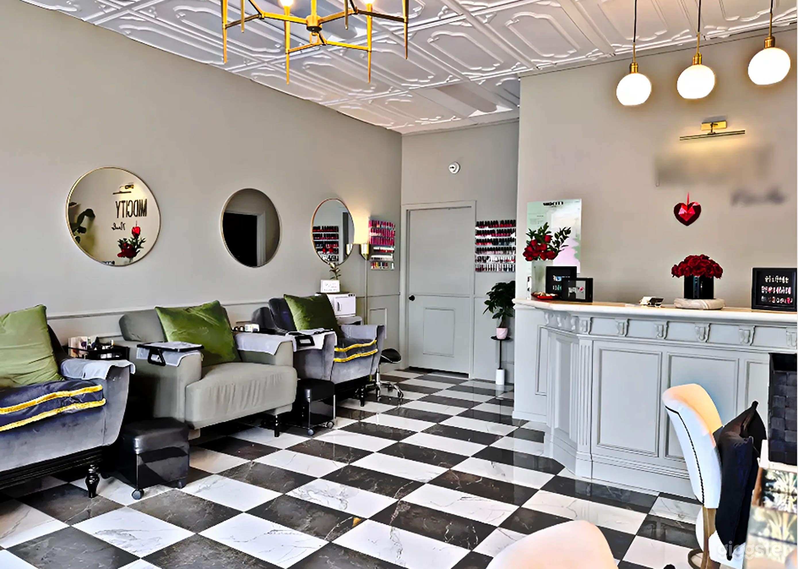 700 SF Boutique Nail Salon Photo 1