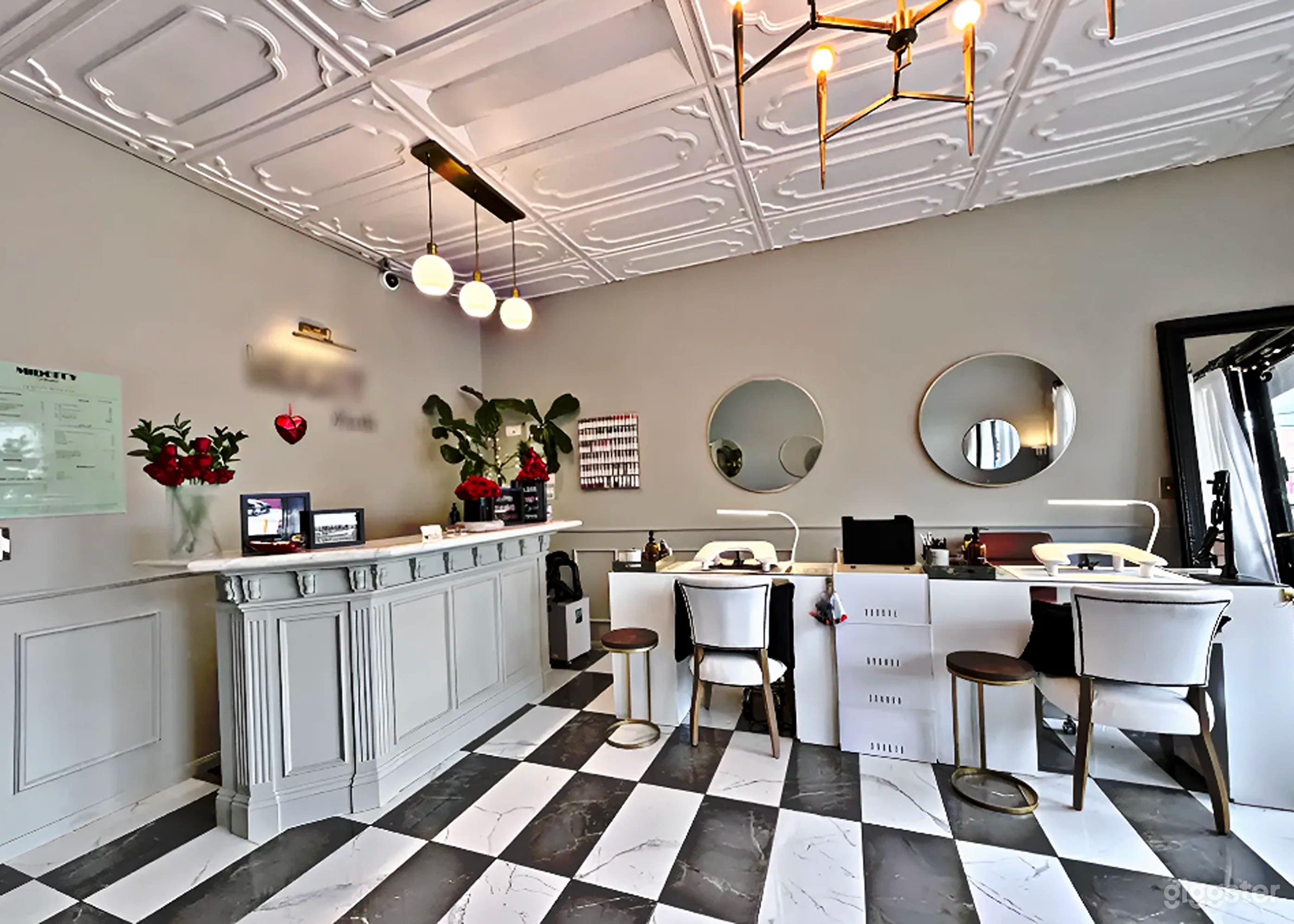 700 SF Boutique Nail Salon Photo 3