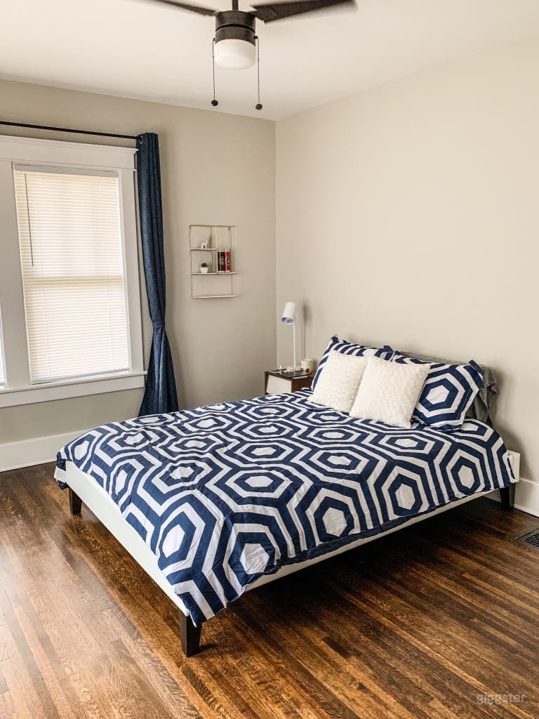  Renovated 100-year-old East Nashville Bungalow 