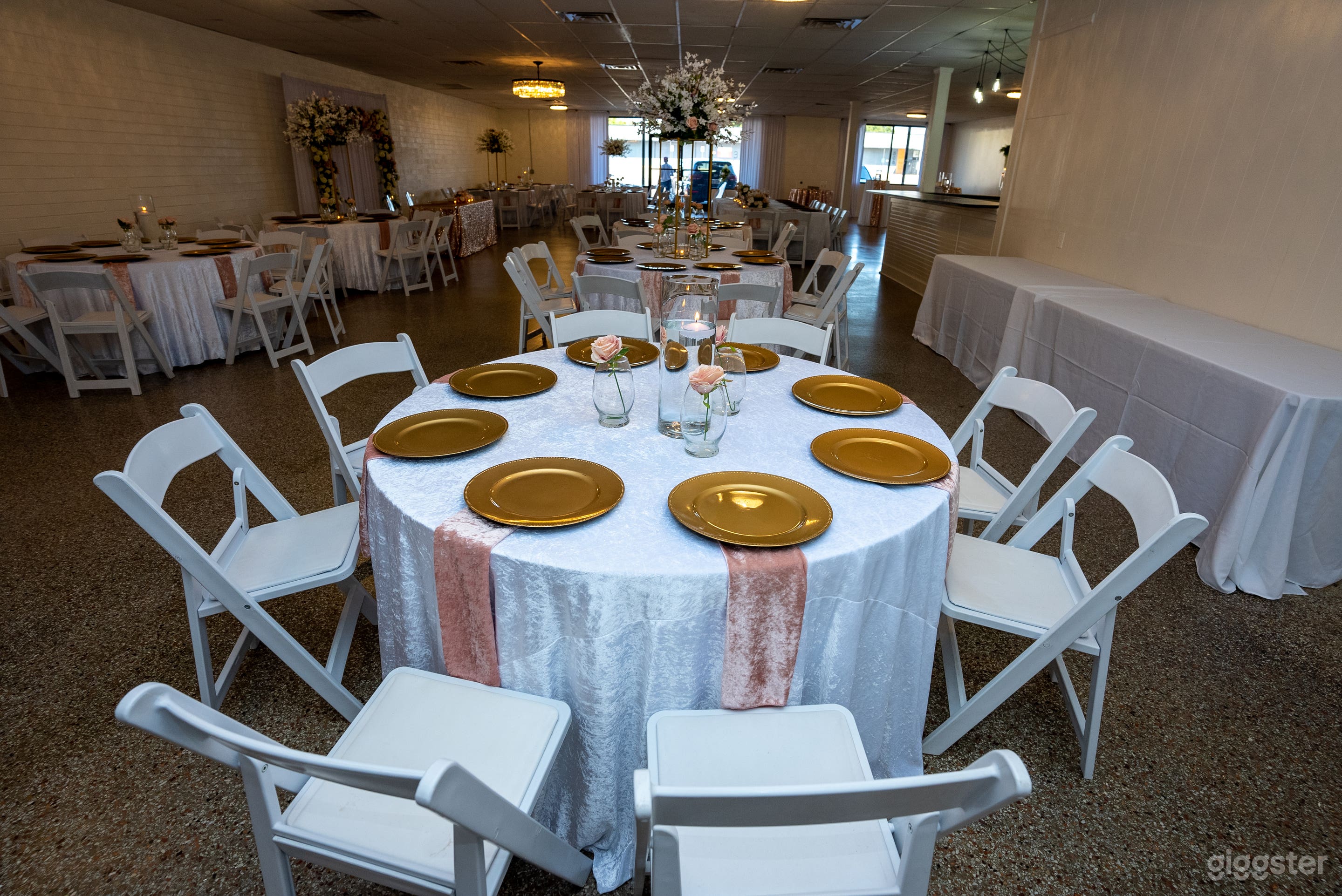 Modern open Event space  Photo 1