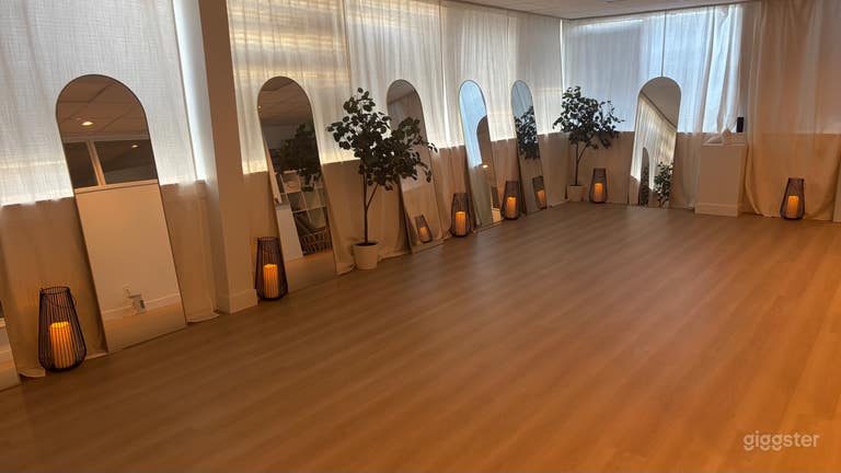  Ambient Studio Space for Yoga, Pilates, Dance, etc. 