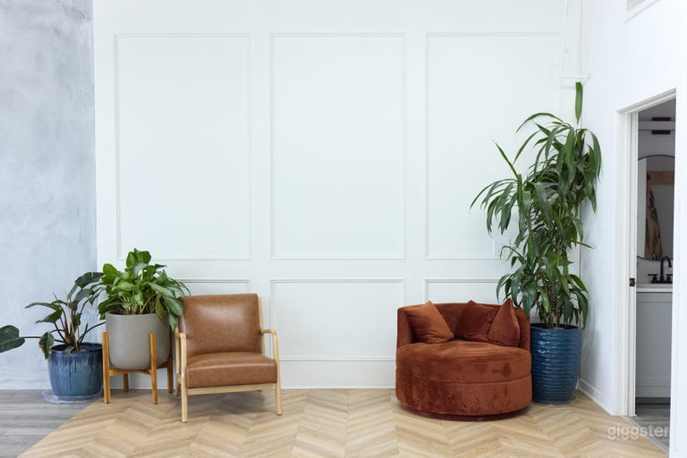  Industrial Cyc wall studio 